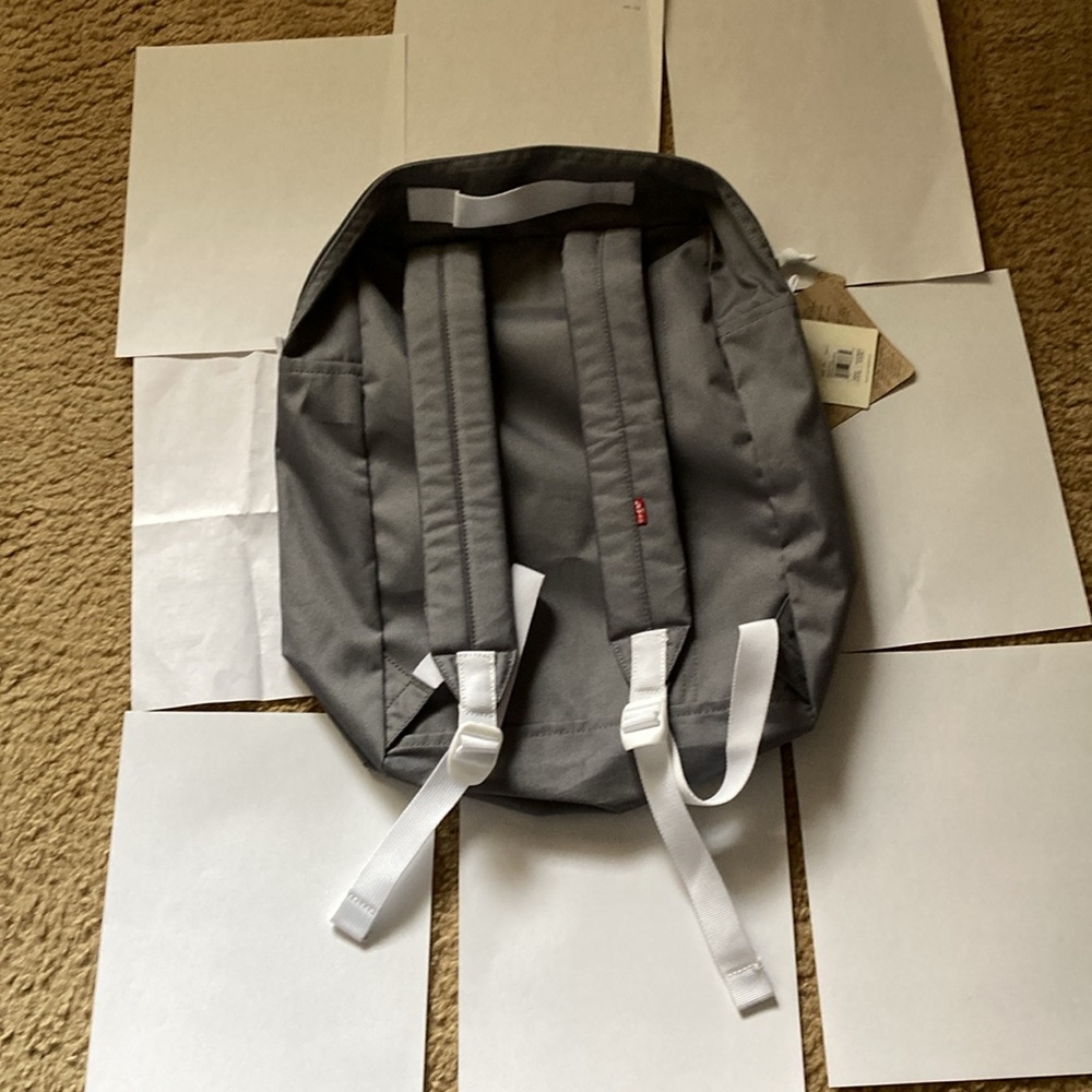 Levi’s Gray Backpack - Picture 2 of 2
